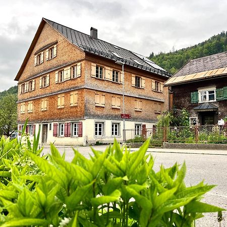 Ferienwohnung Gertrud Bezau Exteriör bild